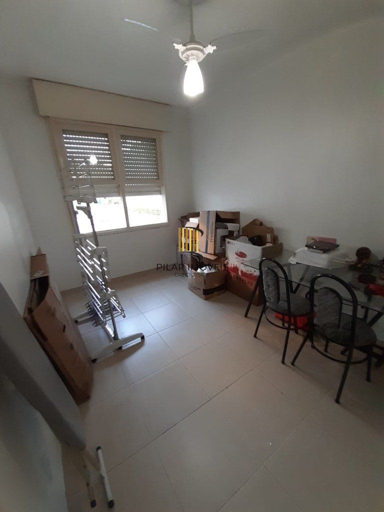 Apartamento 2 dormitórios no bairro Camaquã