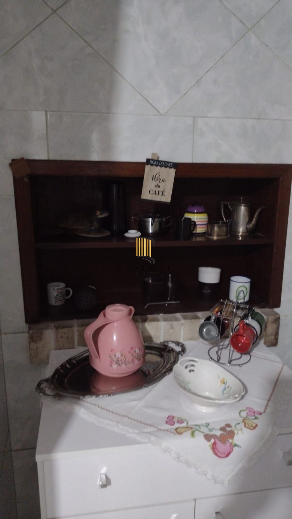 Apartamento 2 dormitórios térreo com pátio em Teresópolis