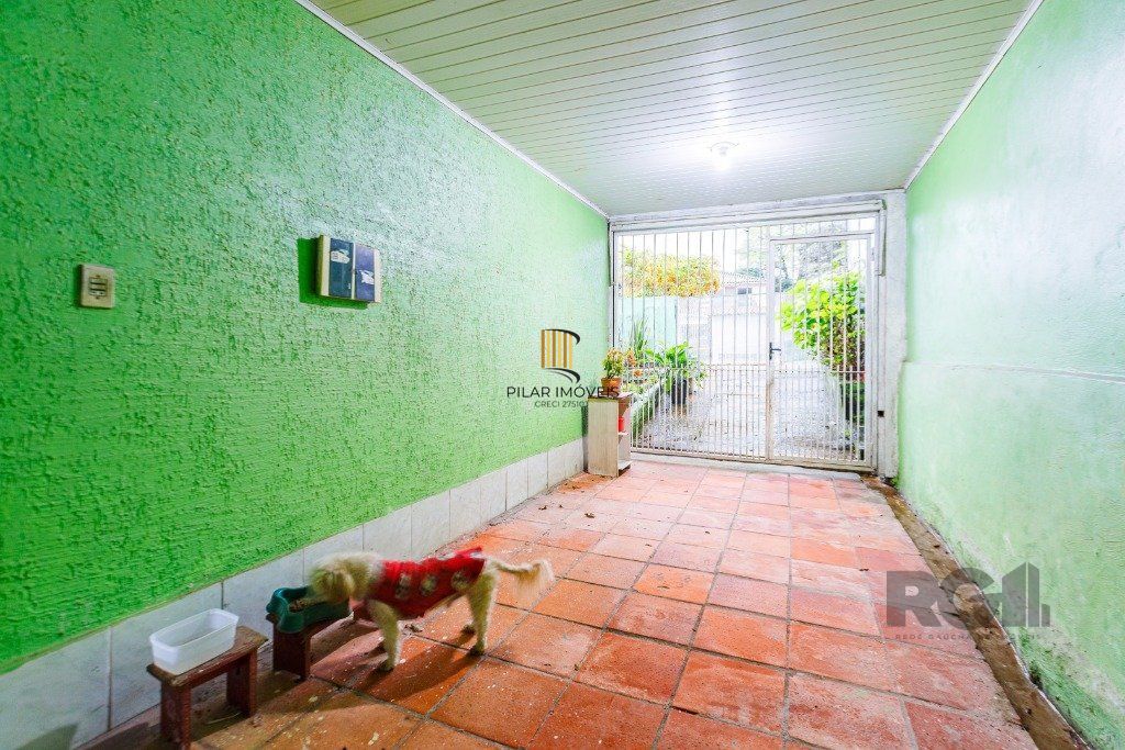 Casa de 4 Dormitório(s) Bairro Nonoai - Porto Alegre