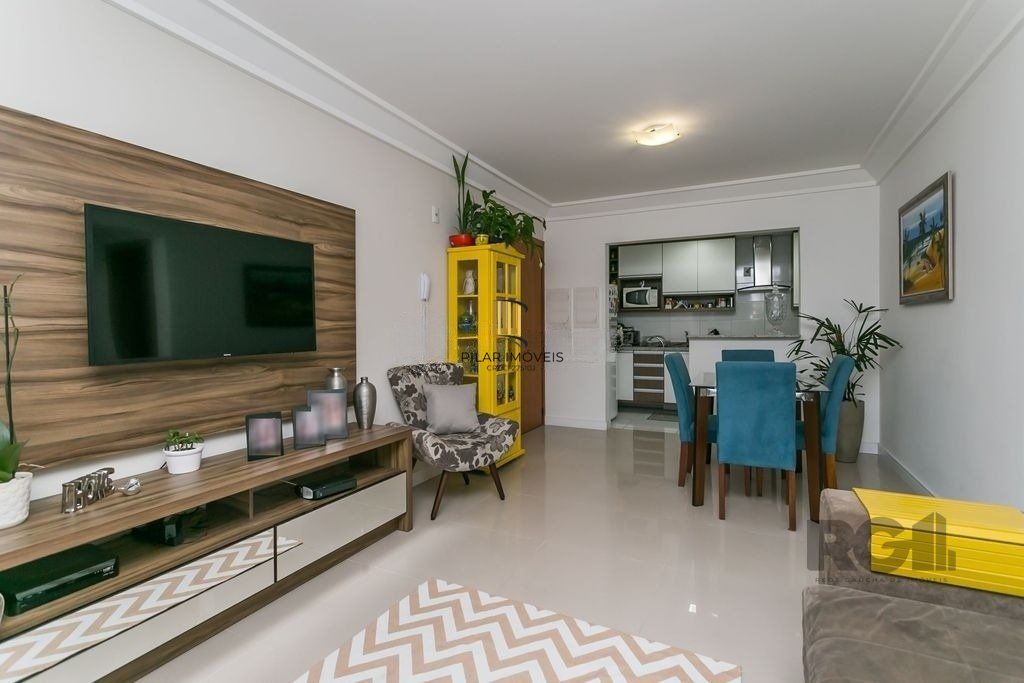 Apartamento 70m² - 3 dormitórios, 1 vaga no bairro Partenon