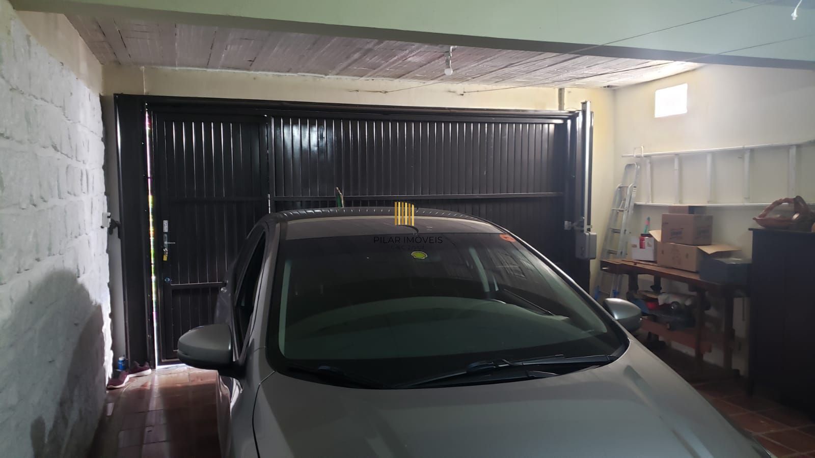 Casa 5 dormitórios no bairro Teresópolis