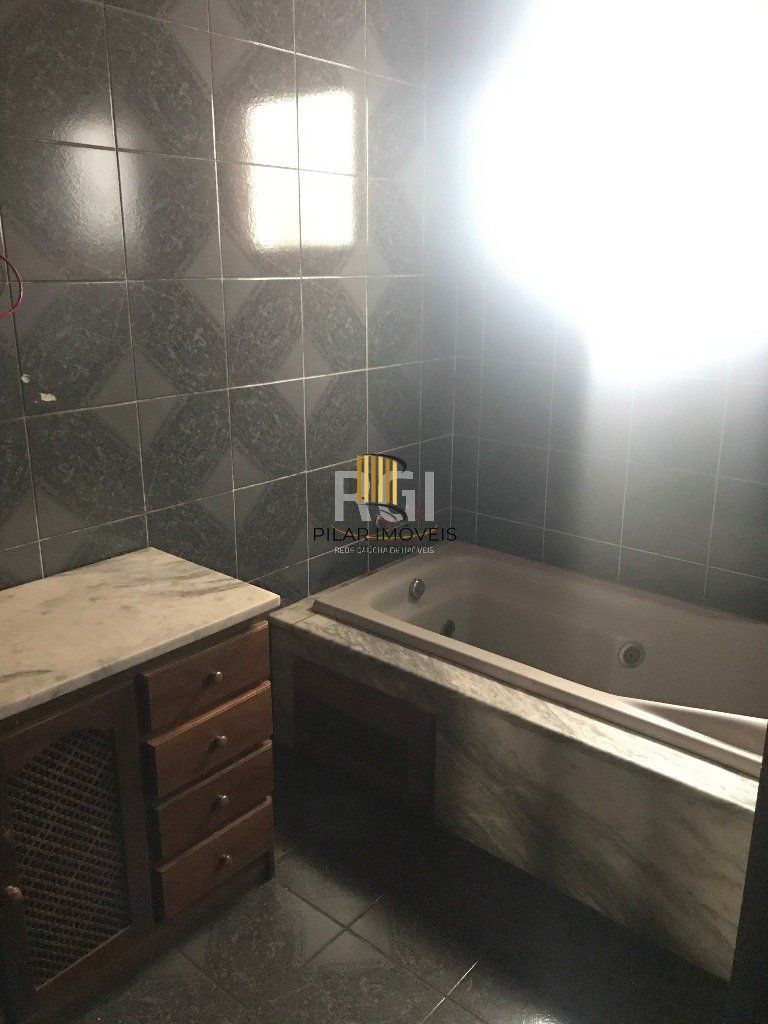 Cobertura para Venda - 456.37m², 4 dormitórios, sendo 1 suites, 2 vagas - Glória