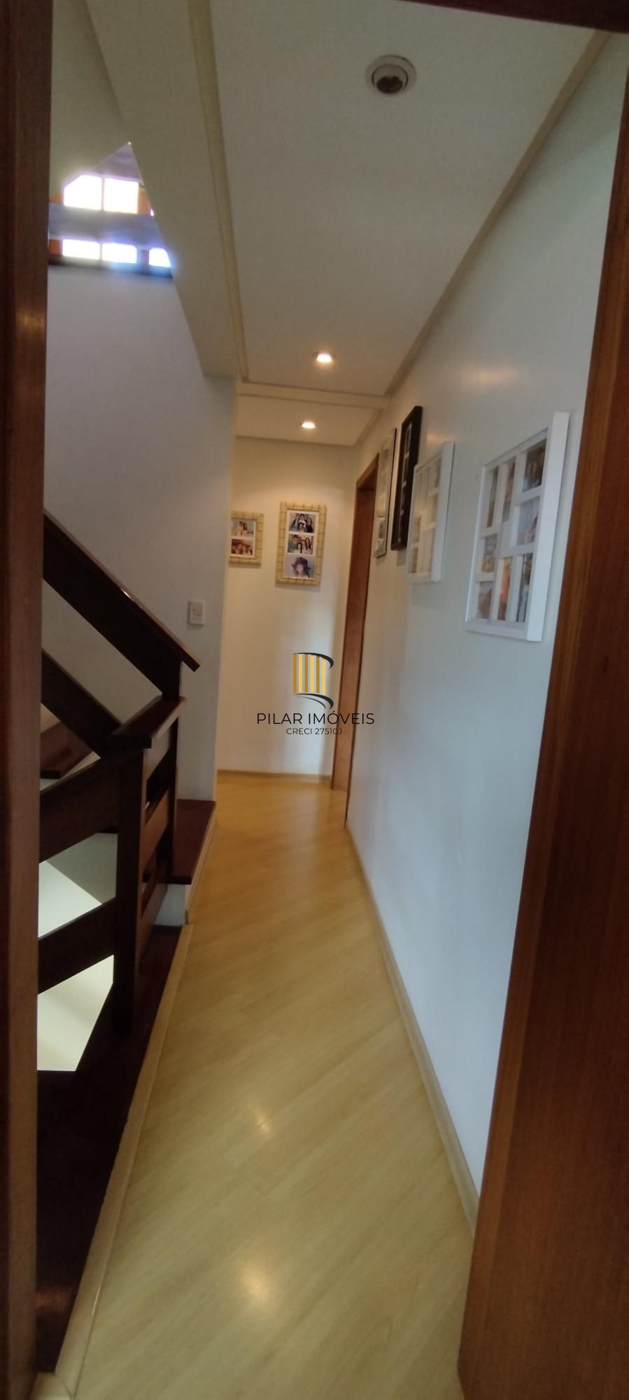 Casa 348m², 4 dormitórios, 2 vagas no bairro Nonoai