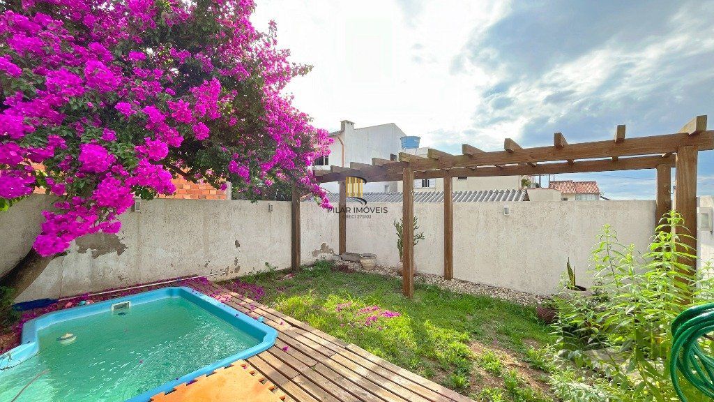 Casa 3 dormitórios no bairro Vila Nova