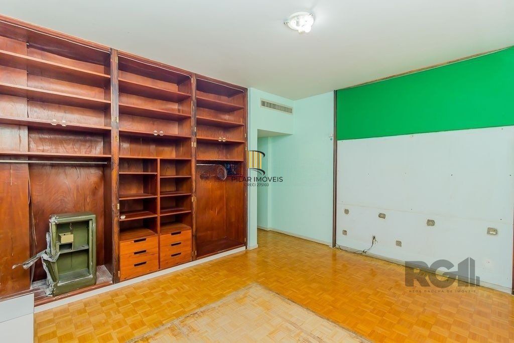 Apartamento de 3 dormitórios, bairro Bom Fim