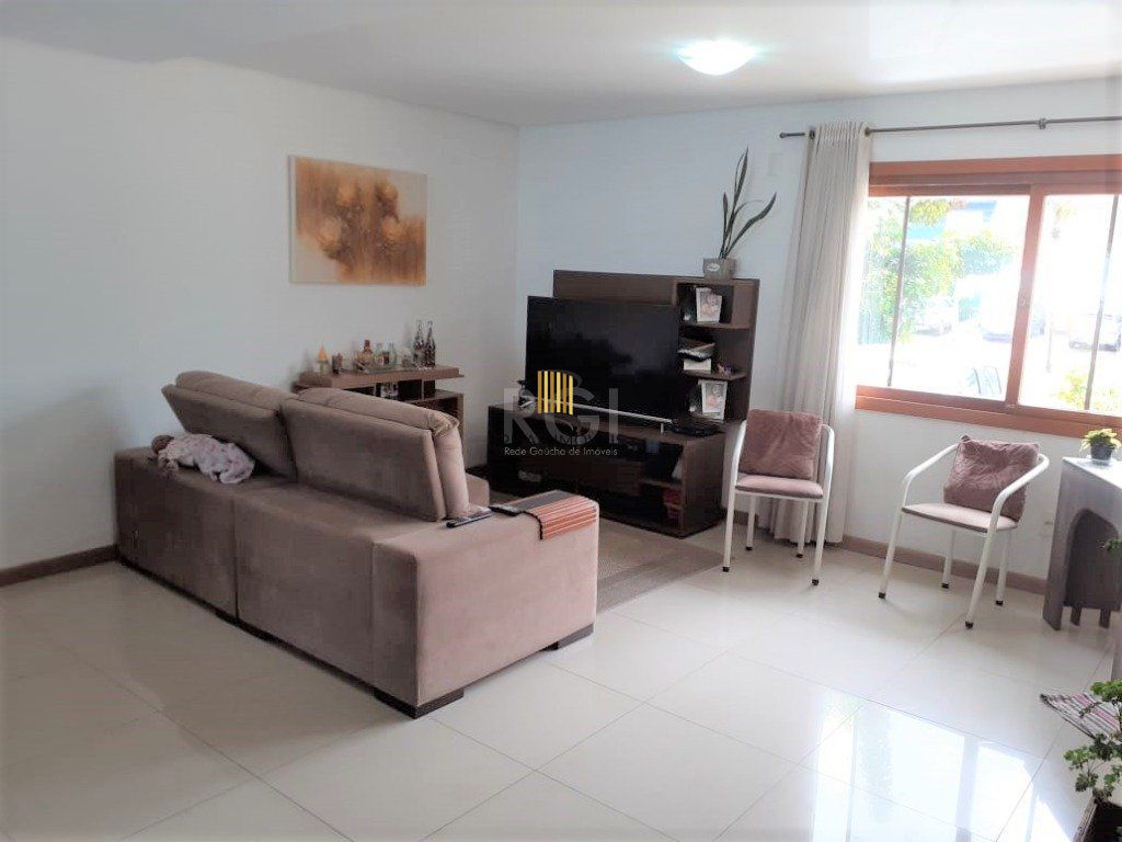 Casa para Venda - 148.53m², 4 dormitórios, sendo 1 suites, 2 vagas - Hípica