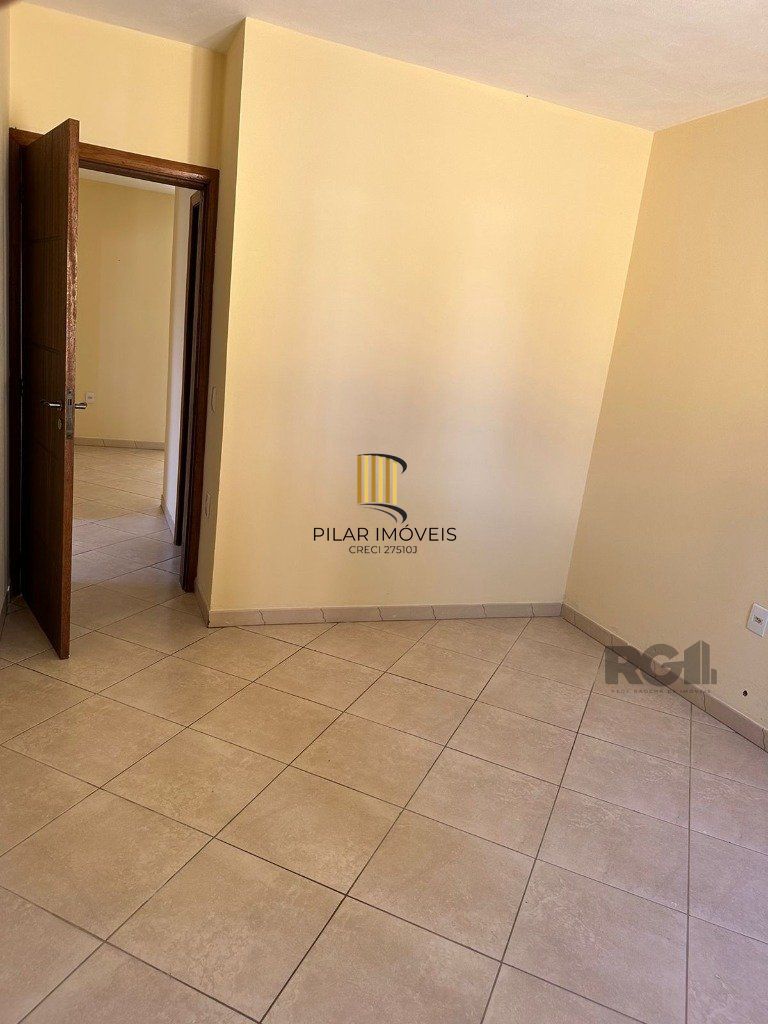 Casa de 3 dormitórios com 144m², no bairro Lomba do Pinheiro