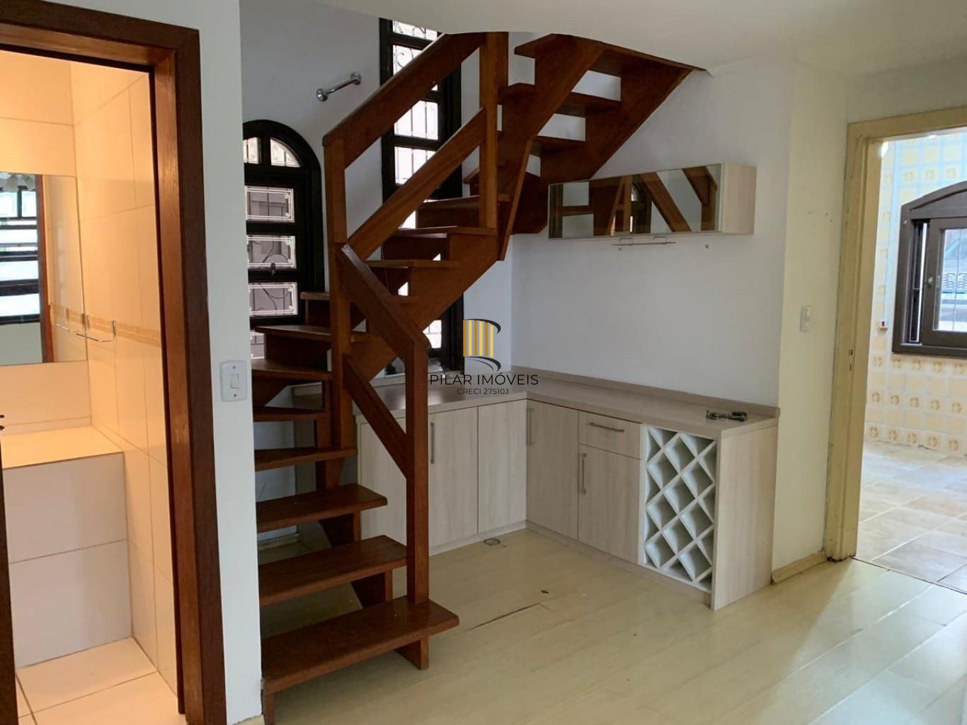 Casa em Condomínio de 3 dormitórios à venda em Tristeza, Porto Alegre.