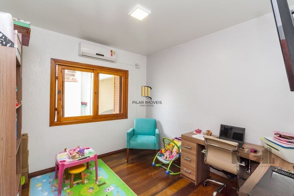 Casa 4 dormitórios no bairro  Aberta dos Morros