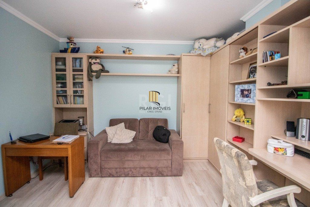 Casa para Venda - 169m², 3 dormitórios, sendo 1 suites, 4 vagas - Ipanema