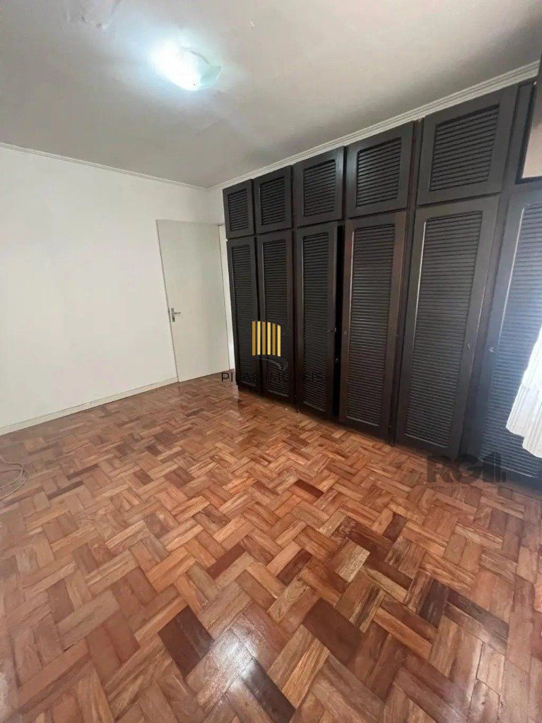 casa com 3 dormitórios no bairro Parque Santa Fé