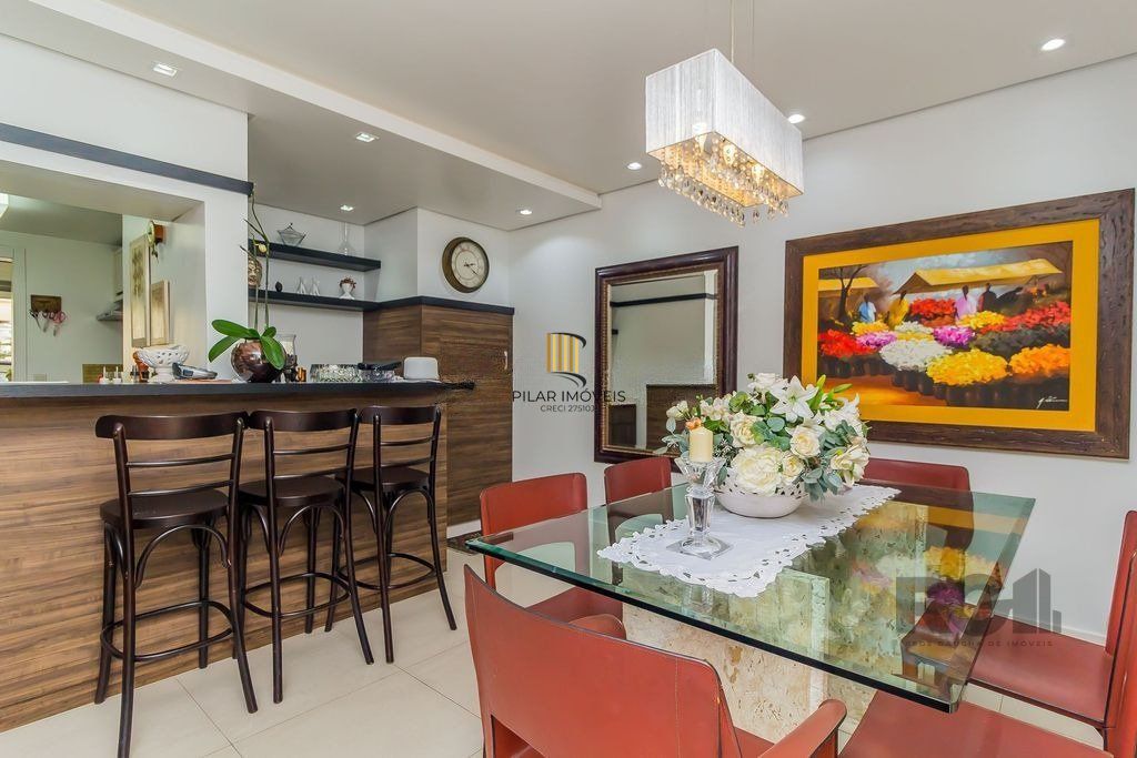 Casa em Condomínio, 157m², 4 dormitórios, 2 vagas no bairro Sarandi