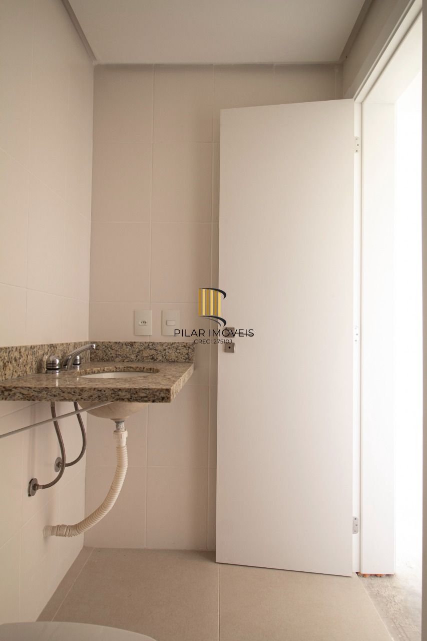 Cobertura de 166m² com 2 dormitórios no Bairro Tristeza