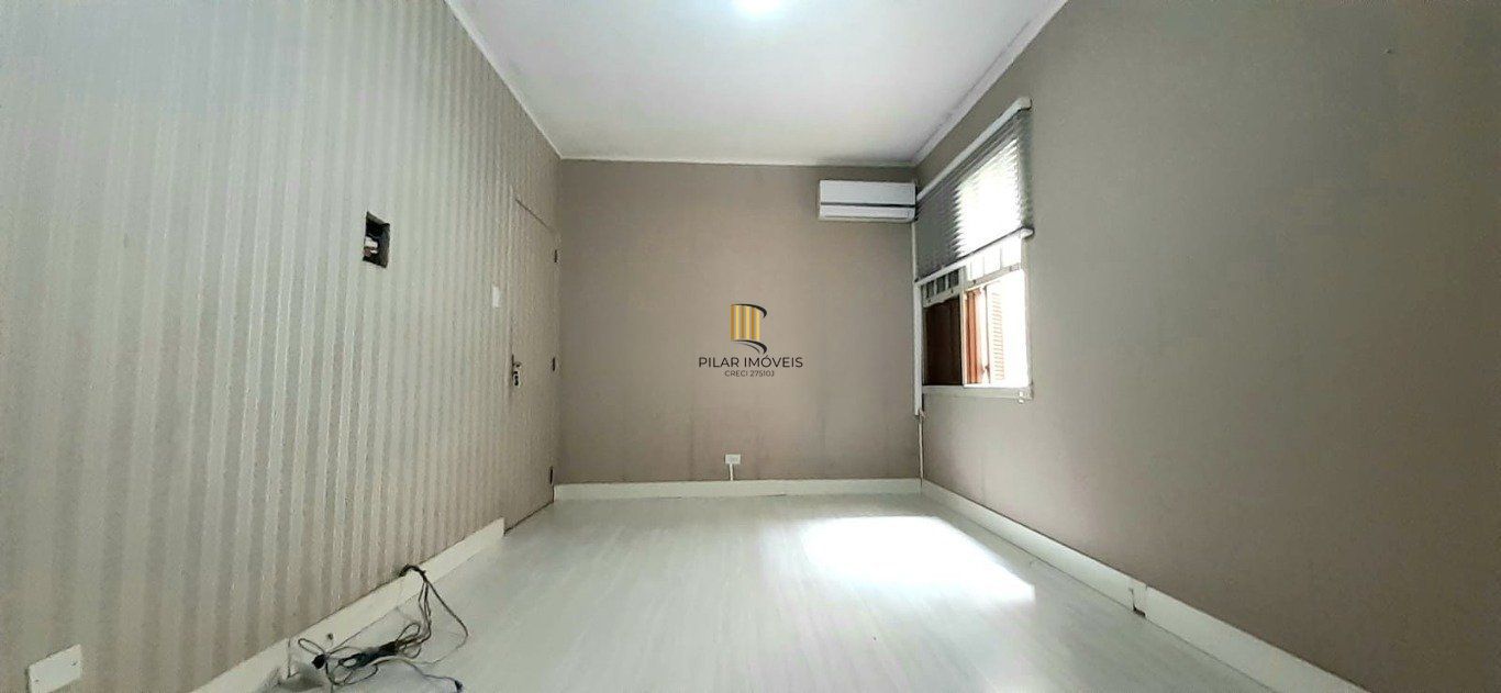 Apartamento de 2 dormitórios à venda no Bairro Menino Deus, Porto Alegre