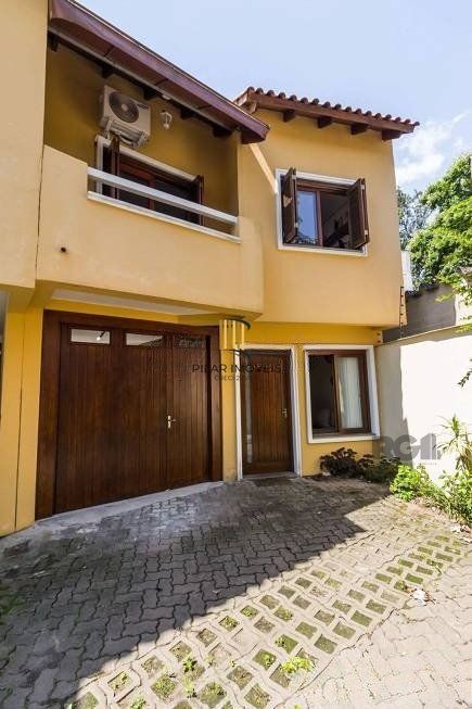 Casa em condomínio de 84m² - 2 dormitórios, 1 suíte e 1 vaga no bairro Ipanema