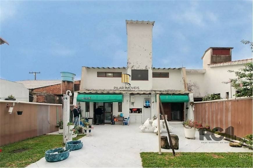 Casa de 285m² - 4 dormitórios, 4 vagas no bairro Bom Jesus