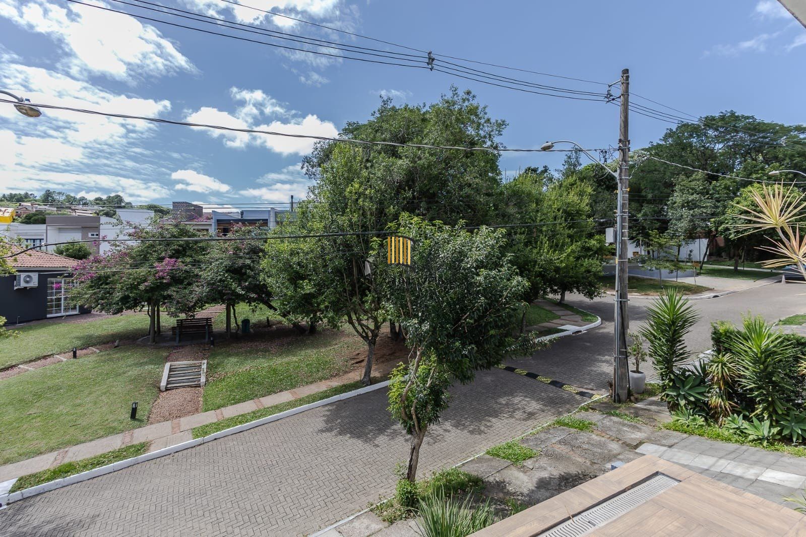 Casa em Condomínio com 3 quartos, 3 vagas e 184m² para vender por R$ 1.180.000 Rua Adriano Pereira Da Silva - Vila Nova, Porto Alegre
