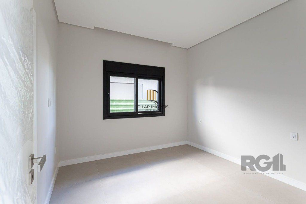 Casa de Condomínio 3 dormitórios no bairro Beira Mar