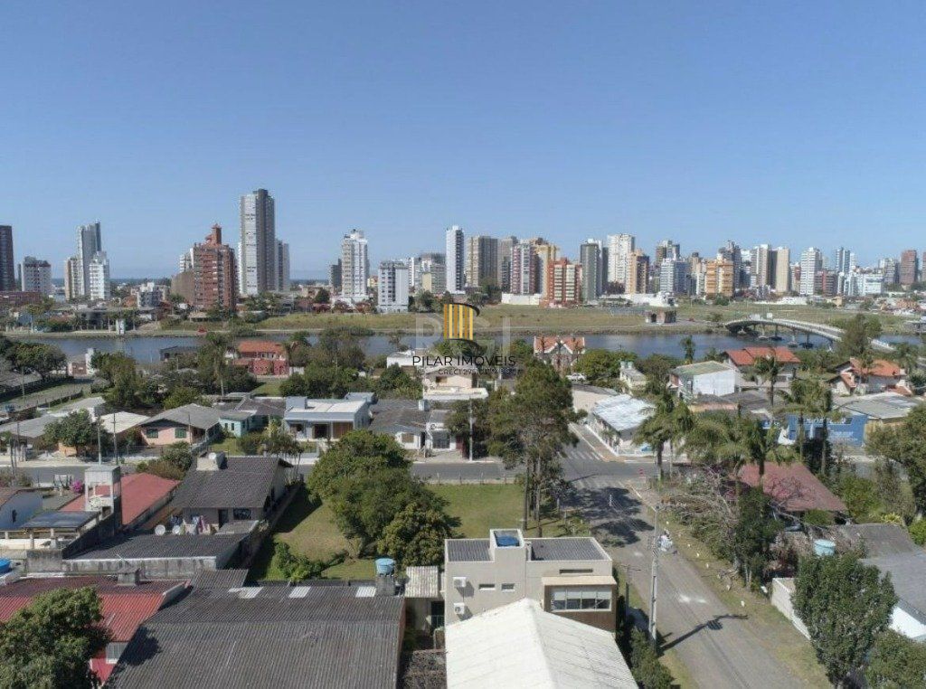 Apartamento para Venda - 81.04m², 2 dormitórios, sendo 1 suites, 1 vaga - Centro