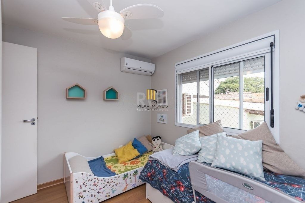 Casa Condominio para Venda - 178,00 m², 3 dormitórios, sendo 2 suites, 2 vagas - Alto Petrópolis