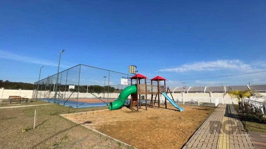 Casa Condomínio com 3 dormitórios no bairro Central Park em Cachoeirinha