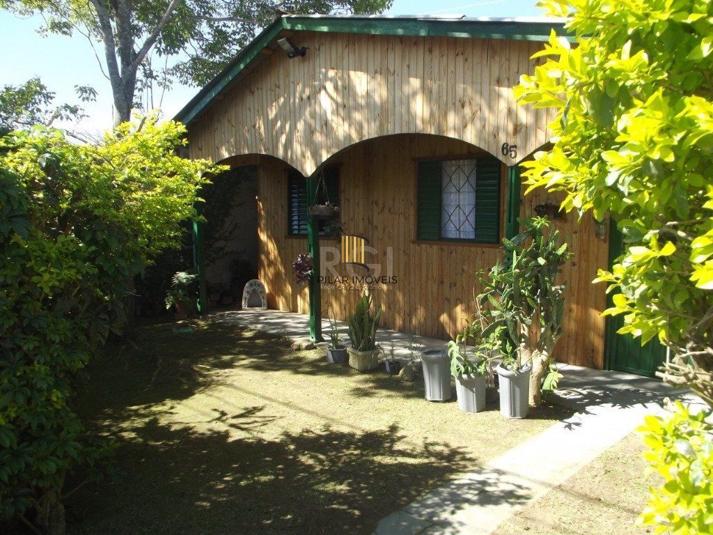 Casa para Venda - 150m², 3 dormitórios, Restinga