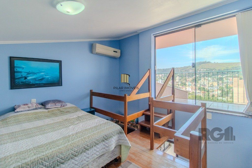 Linda casa de 04 dormitórios com vista livre no Bairro Teresópolis