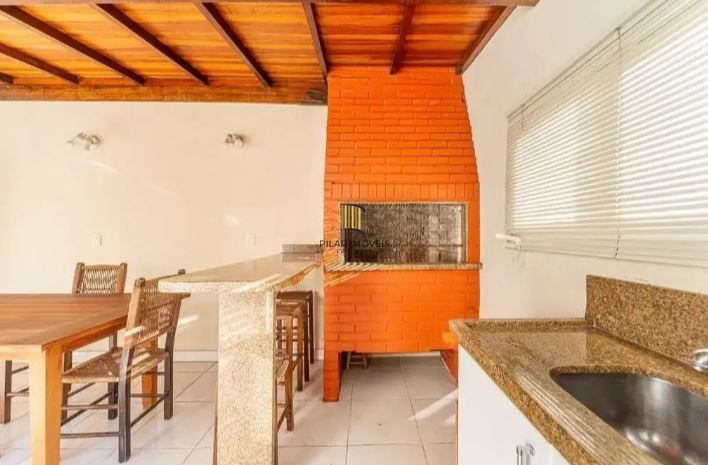 Cobertura com 4 quartos à venda na Rua Santos Neto, 144, Petrópolis, Porto Alegre.