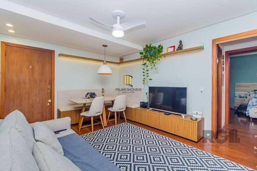 Apartamento 67m² - 2 dormitórios, 1 vaga no bairro Cidade Baixa