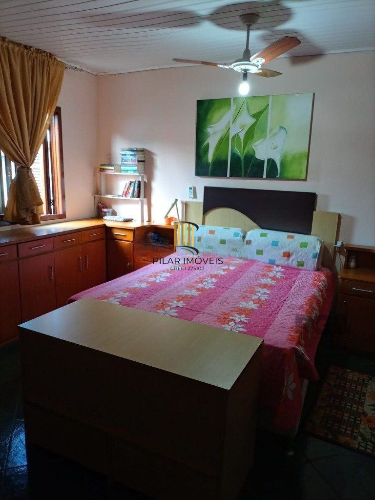Casa 4 dormitórios no bairro Vila Ipiranga