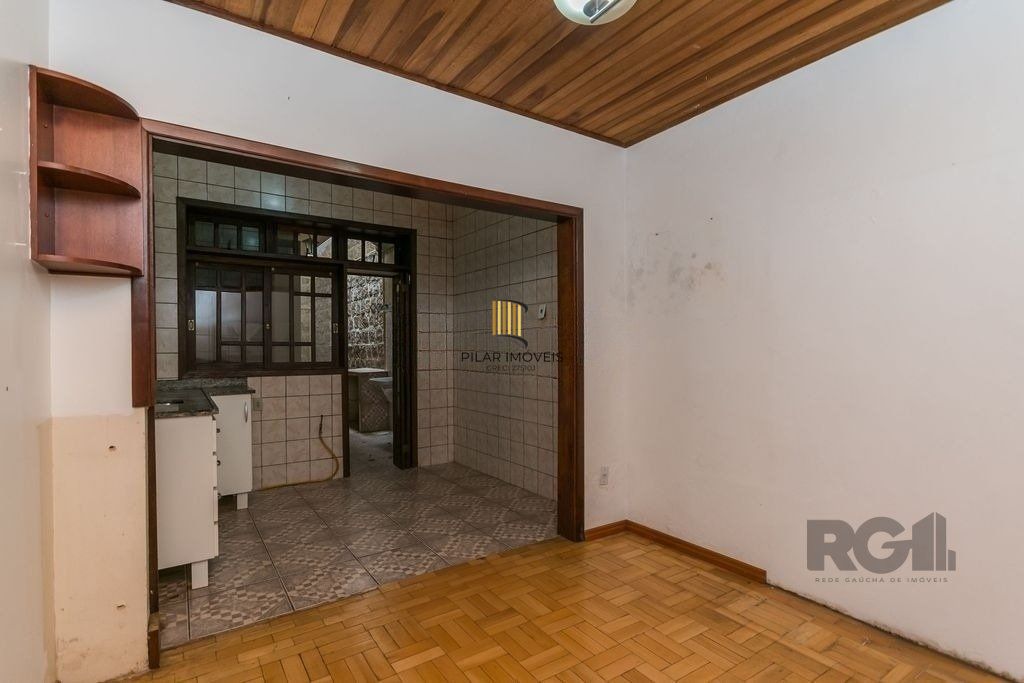 Excelente casa de 150m² com 3 dormitórios e 2 vagas.