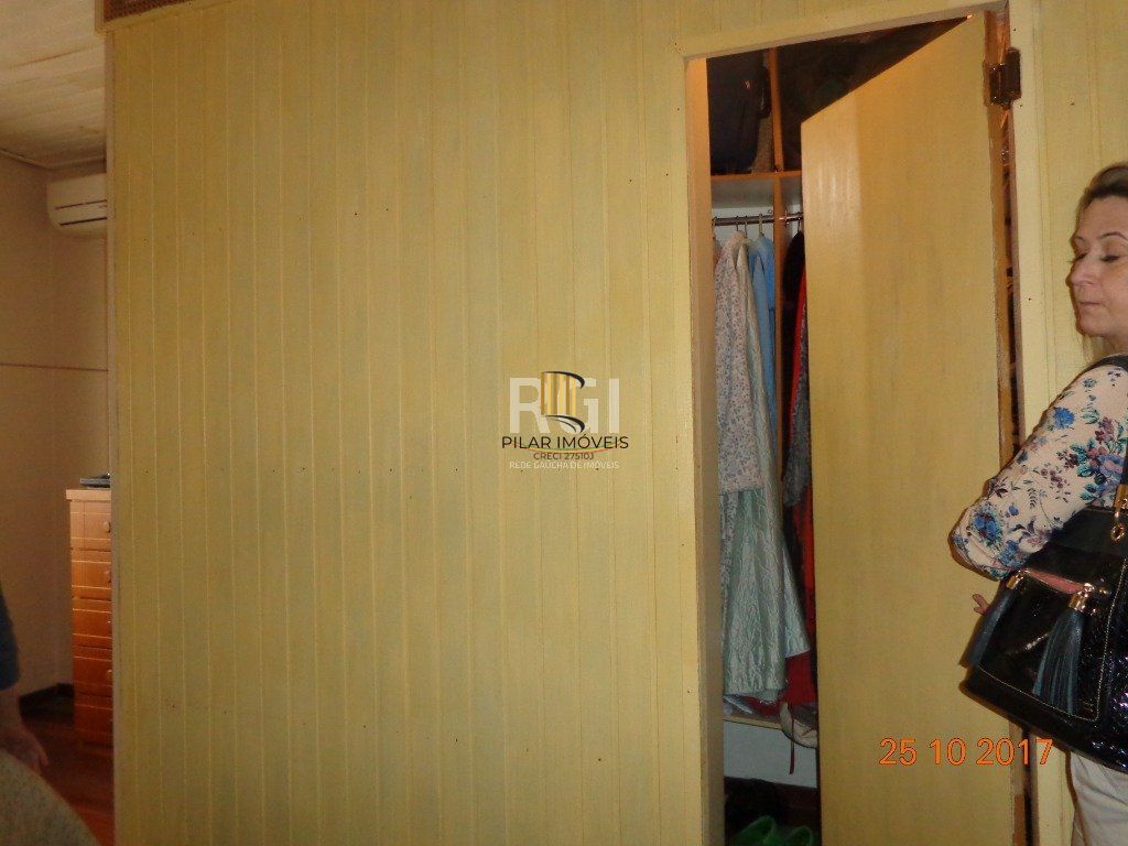 Casa para Venda - 380m², 2 dormitórios, sendo 1 suites, 1 vaga - Nonoai