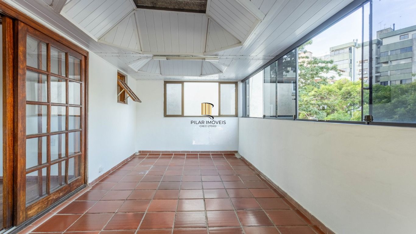 Cobertura à venda com 2 quartos 93 m²