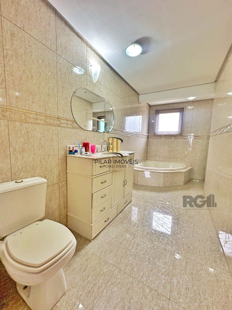 Casa 3 dormitórios no bairro Nonoai