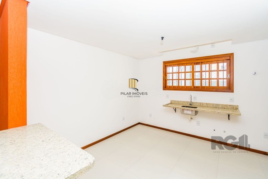 Casa 320m², 3 dormitórios, 3 vagas no bairro Jardim Itu