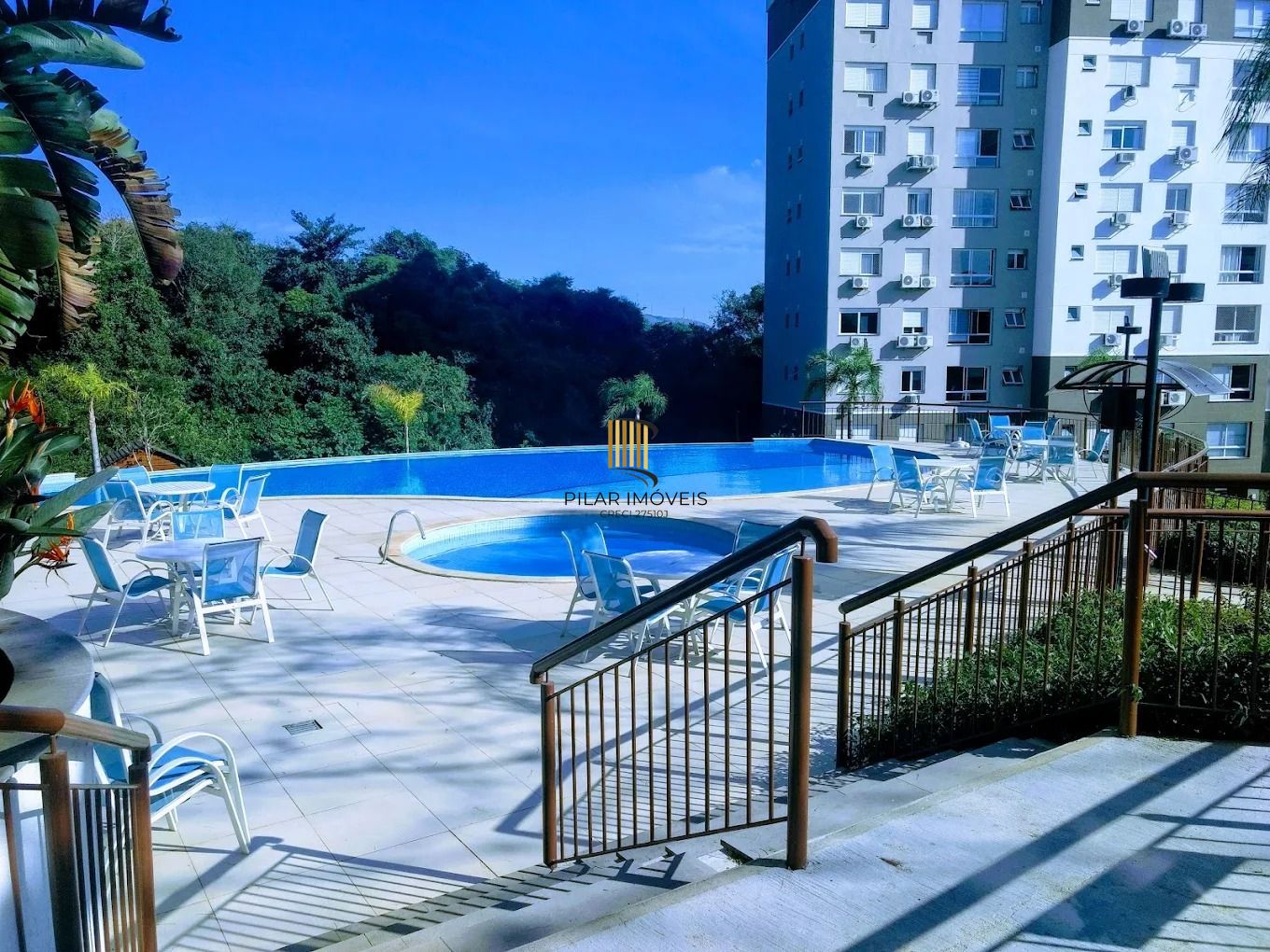Apartamento com 3 quartos e 80m² à venda em Jardim Carvalho, Porto Alegre