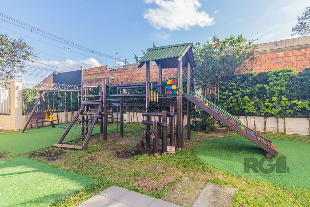 Apartamento 62m², 3 dormitórios, 2 vagas de garagem no bairro Passo da Areia