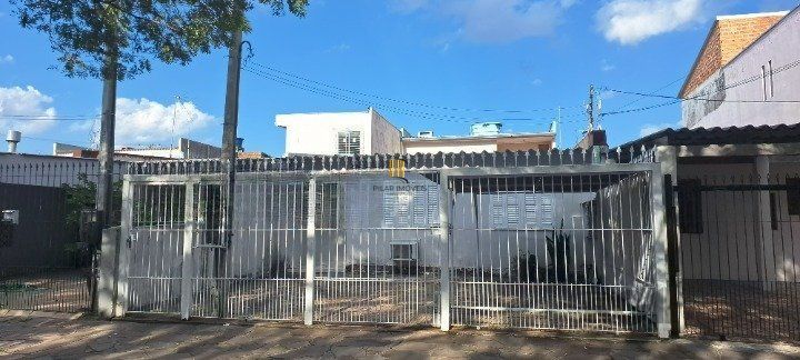 Casa 4 dormitórios no bairro Rubem Berta - Pilar Imóveis