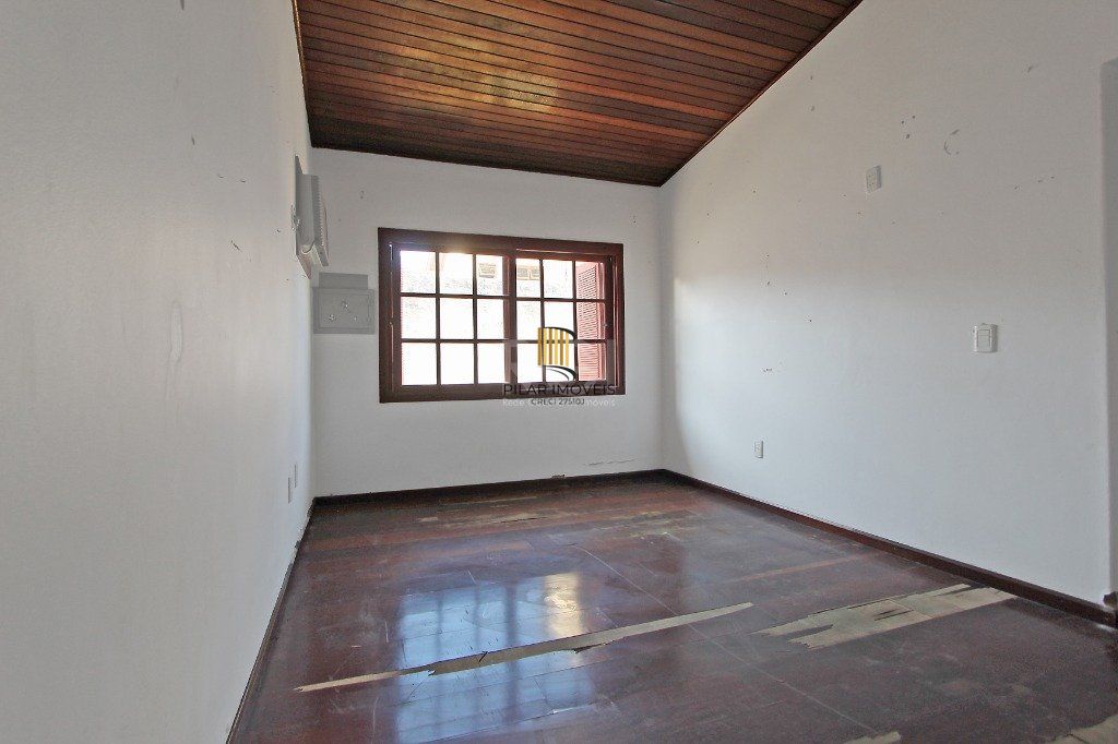 Casa para Venda - 120m², 3 dormitórios, sendo 1 suites, 3 vagas - Ipanema
