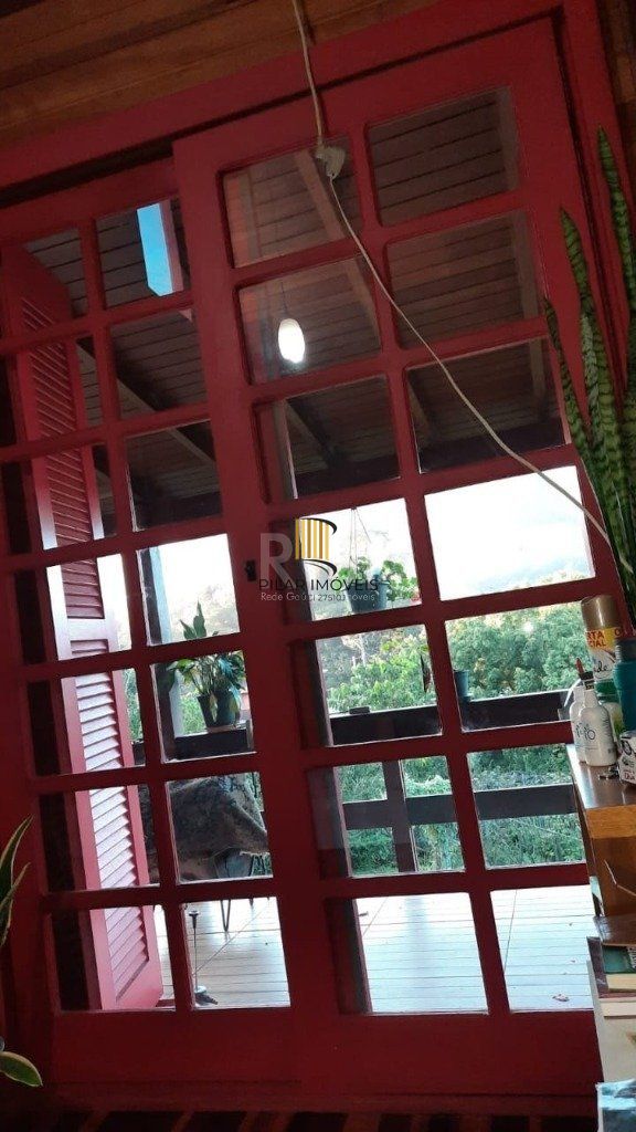Casa para Venda - 160m², 2 dormitórios, 3 vagas - Colinas Verdes