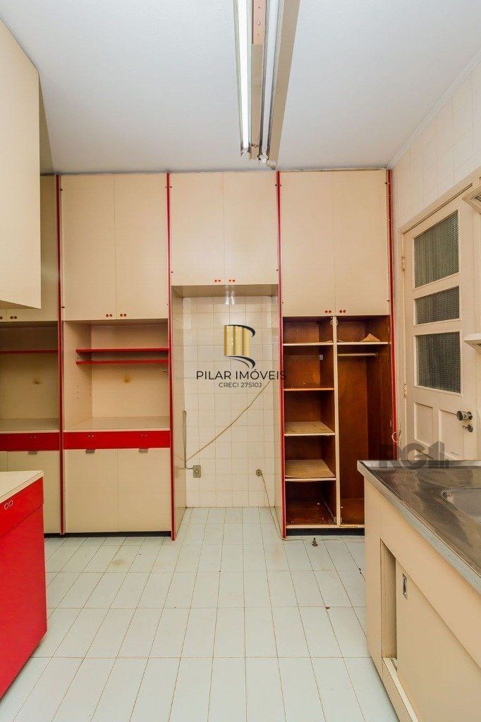 Apartamento de 3 dormitórios, bairro Bom Fim