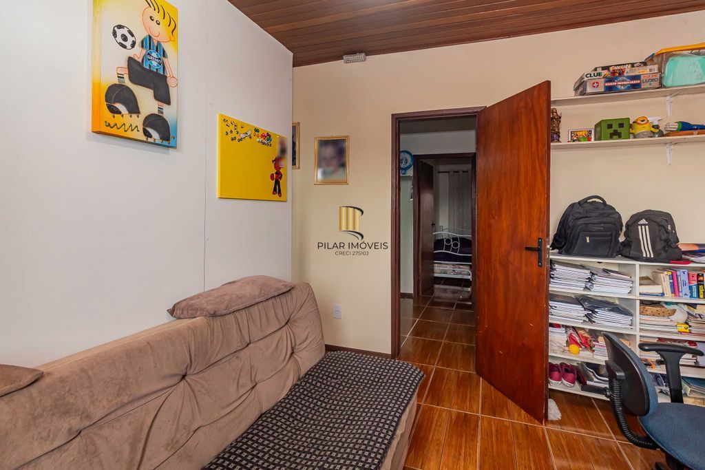 Casa de 3 dormitórios à venda Bairro Rubem Berta - Porto Alegre