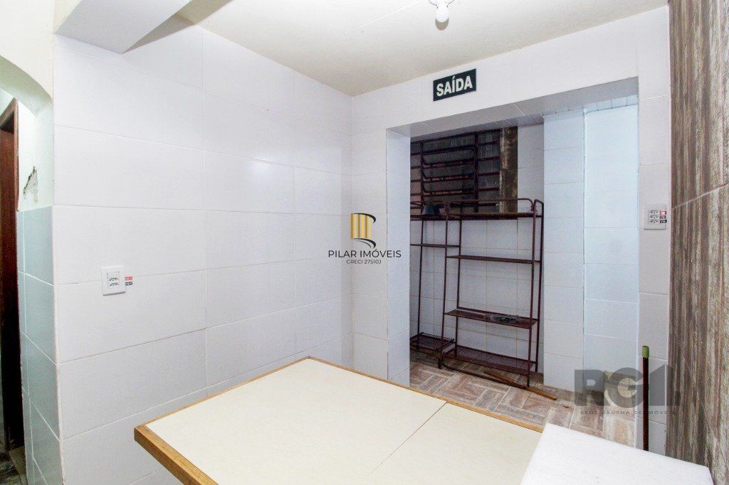 Casa 5 dormitórios no bairro Nonoai