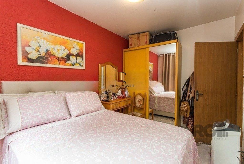 Casa de 2 dormitórios no bairro Jardim Sabará