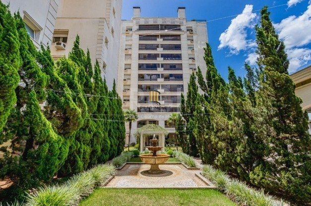Apartamento à venda em Higienópolis com 236 m², 3 quartos, 1 suíte e 3 vagas.