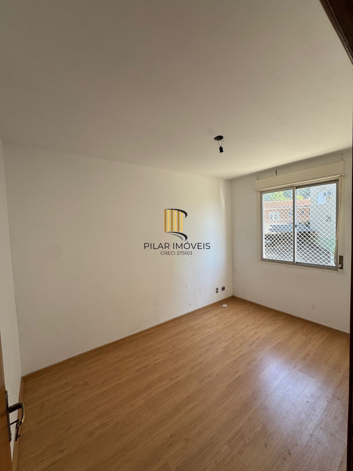 Apartamento 2 dormitórios com 2 vagas Bairro Medianeira Porto Alegre