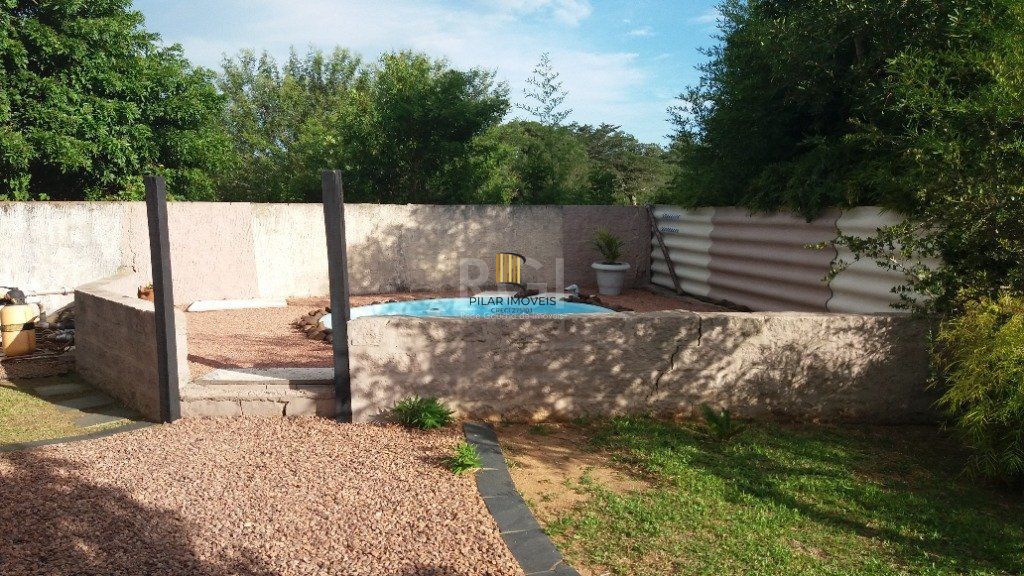 Casa para Venda - 220m², 2 dormitórios, sendo 1 suites, 4 vagas - Belém Novo