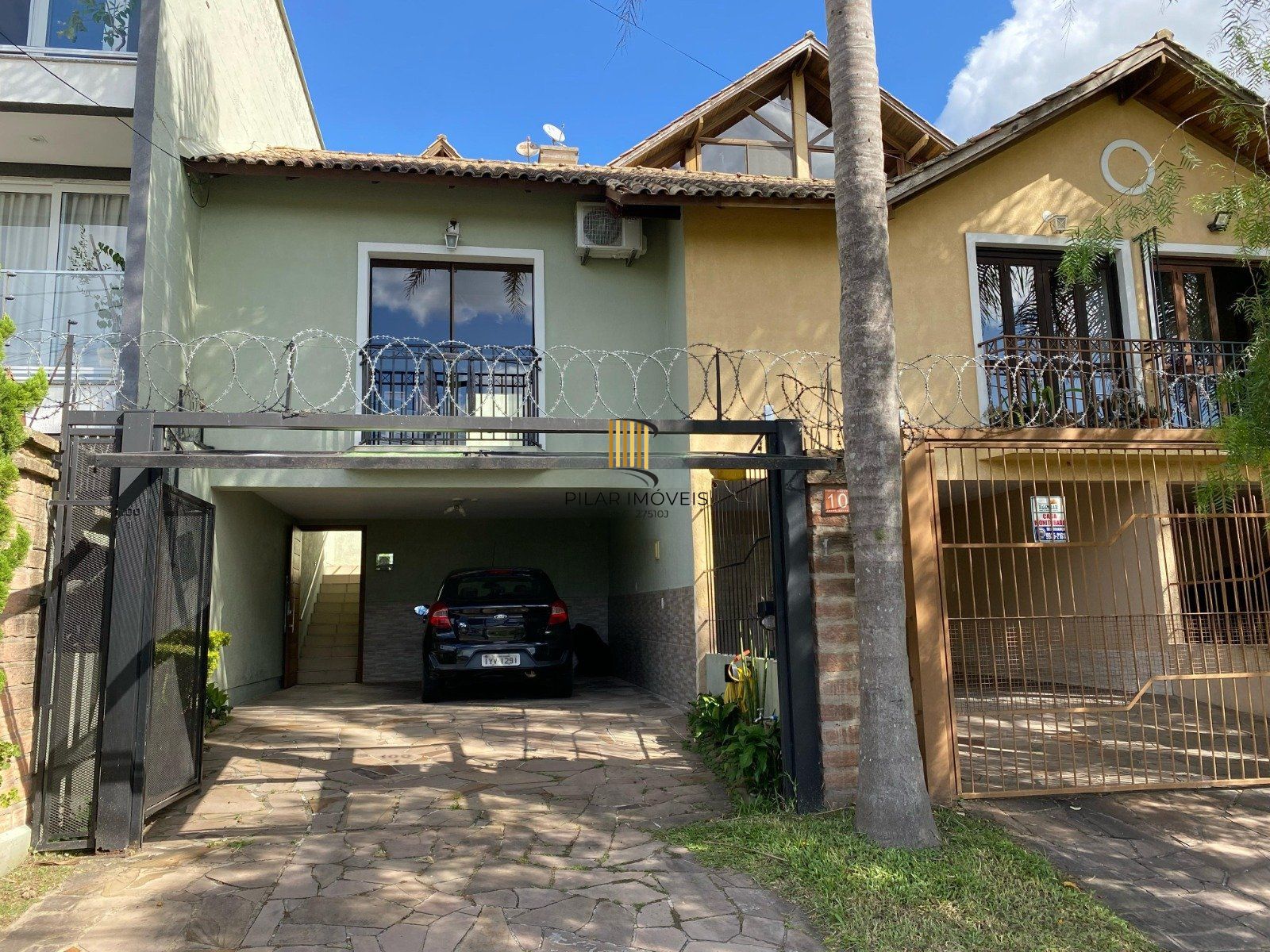 Casa de 180m² com 3 dormitórios  no bairro Ecoville, Porto Alegre