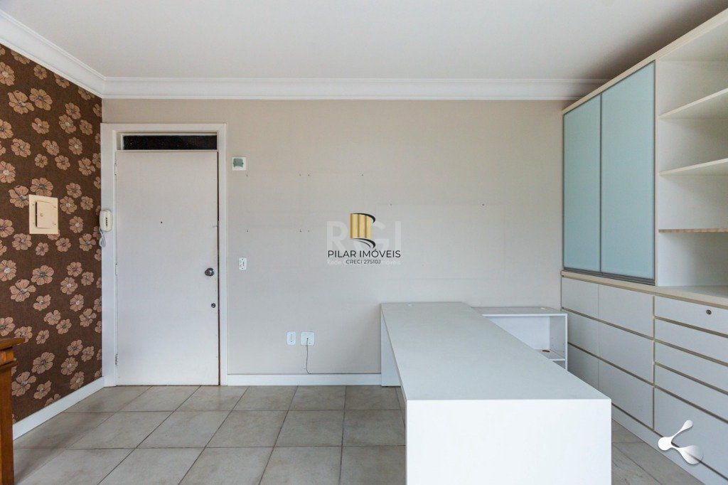 Conjunto/Sala para Venda - 21.72m², 0 dormitórios, Petrópolis