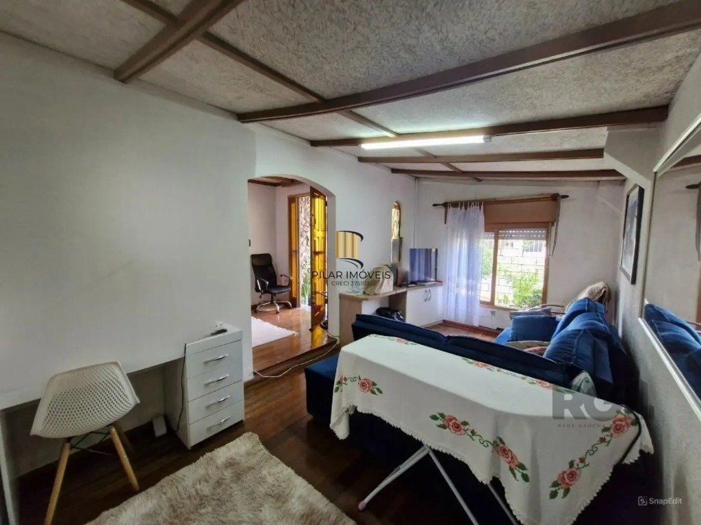 Casa com 4 dormitórios  no bairro Jardim Leopoldina